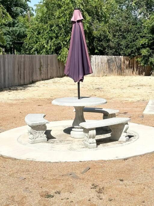 Ferienwohnung Walk To The Alamodome! Sleeps 6, Pet Friendly San Antonio Exterior foto