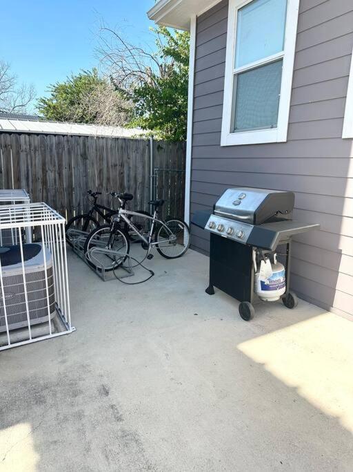 Ferienwohnung Walk To The Alamodome! Sleeps 6, Pet Friendly San Antonio Exterior foto